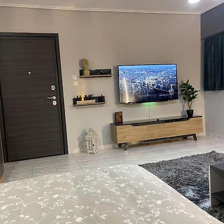 Central Modern Apartment Volos Exterior foto